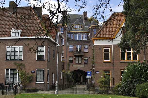 _dsc0887_view_zaanhof_walenkamp(1920)_cuypers_ingwersen(1919)_00001.jpg