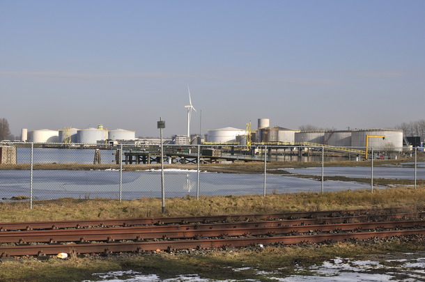 _dsc6263_petroleumhaven_midden_main_rechtsfinco_00025_00001.jpg